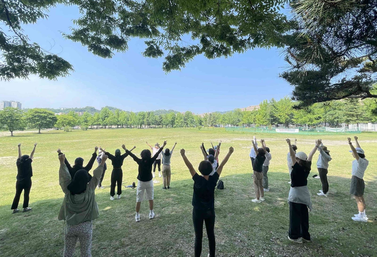 과천시, 갈현동서 바른 자세 걷기 교실 사진 2