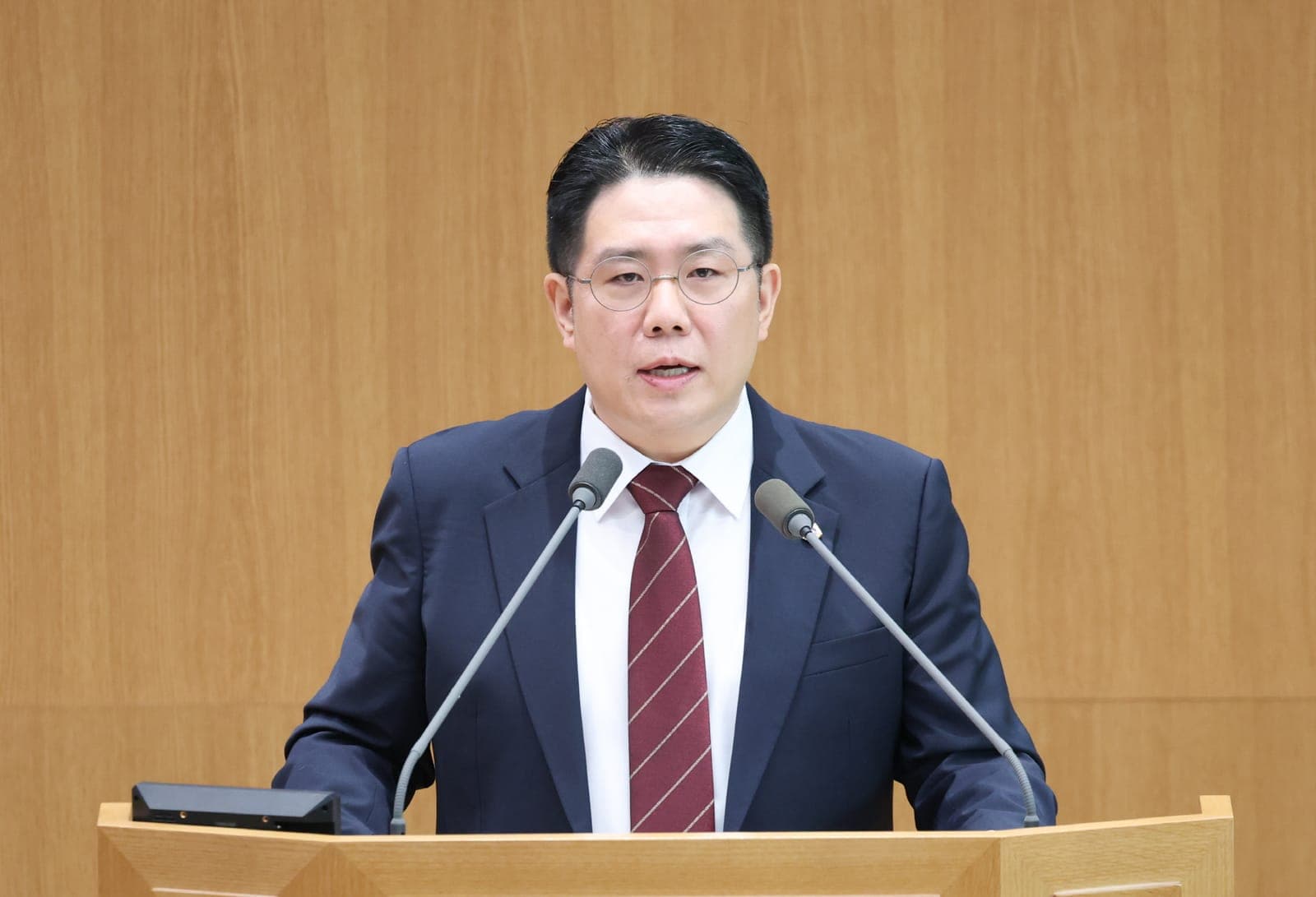 김현석 도의원, 경마공원 재검토 사진 1