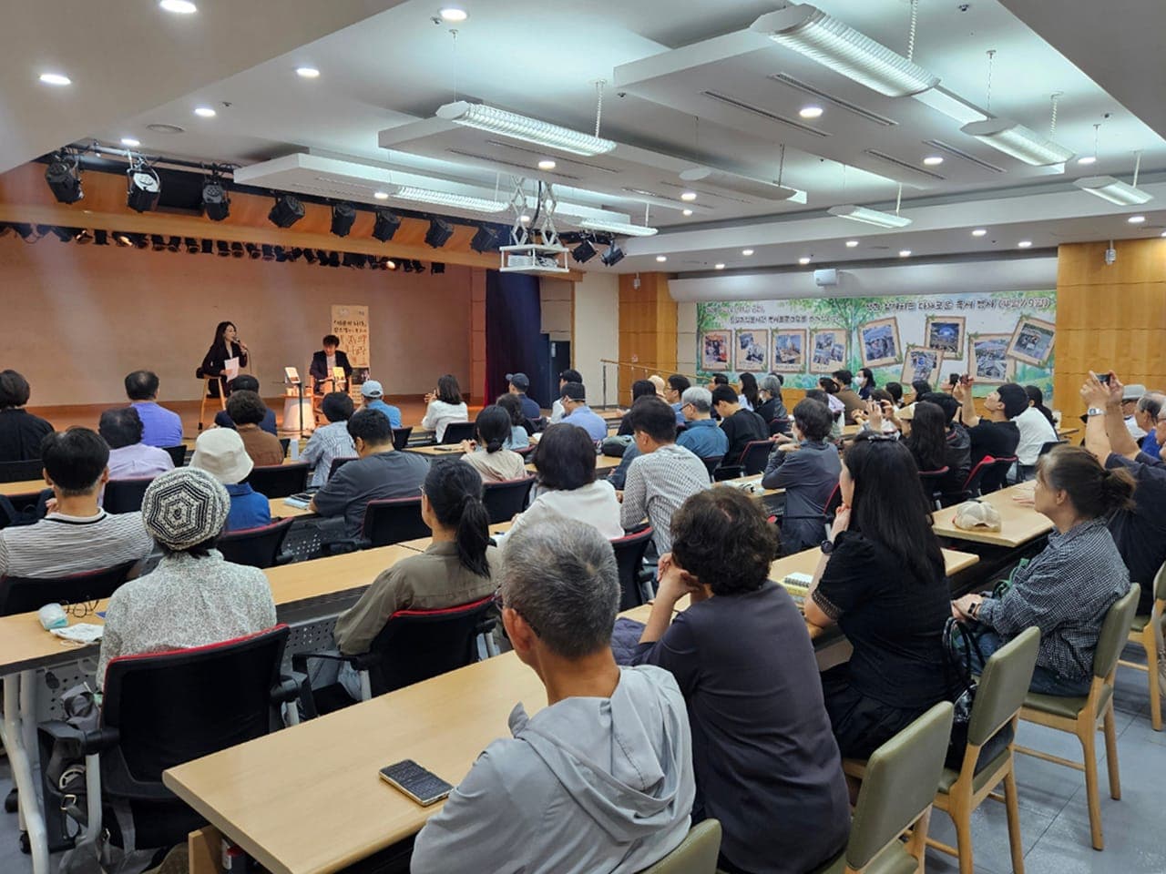 정보과학도서관, 김진명 작가 강연회 사진 1